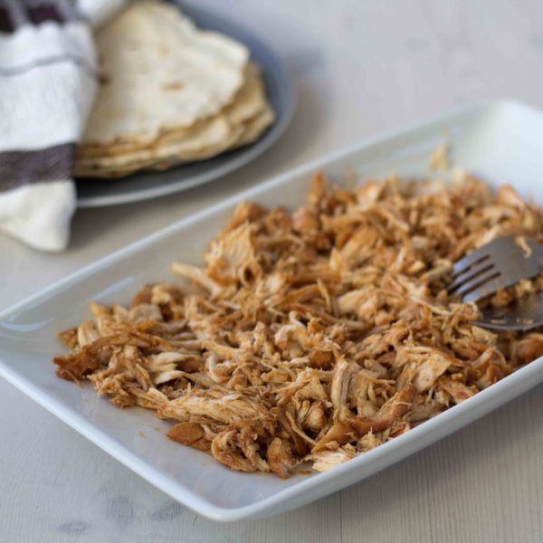 Recipe For Pulled Chicken Super DELICIOUS And TASTY   14456996906 B3106c3390 B 600x600 