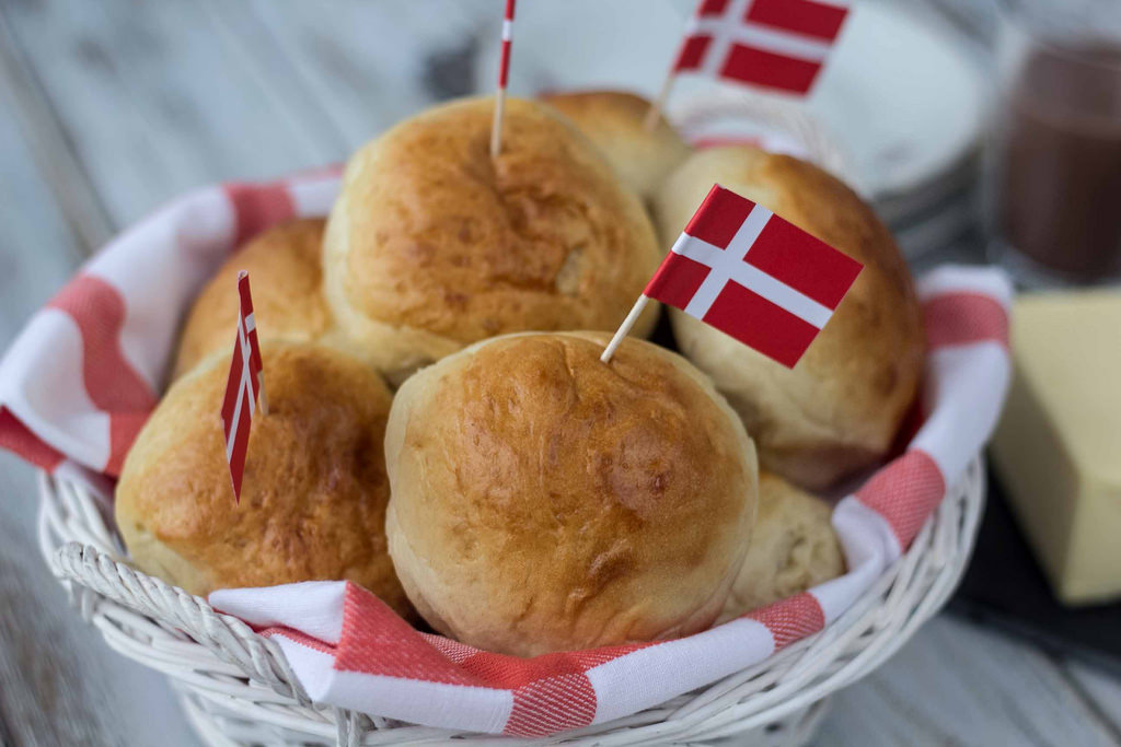 Recipe for Danish Birthday Buns