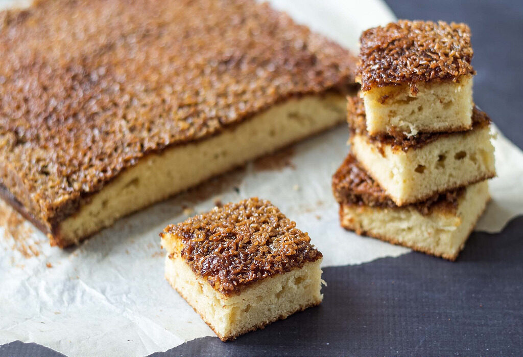 Recipe for Homemade Danish Dream Cake (Drømmekage)