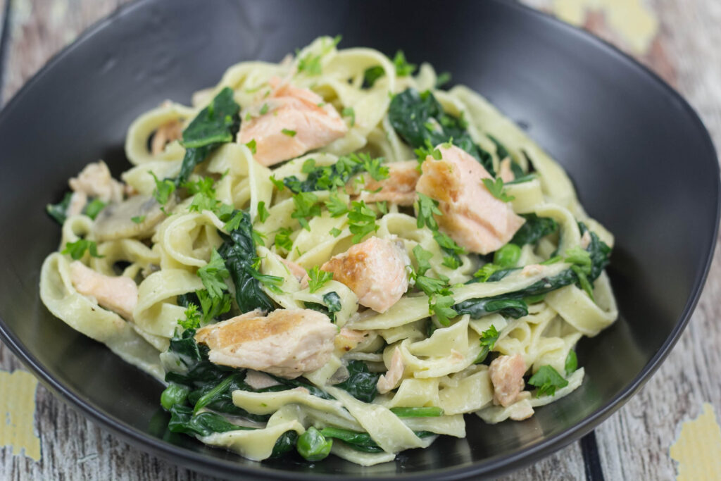 Homemade and Fresh Pasta with Spinach and Salmon