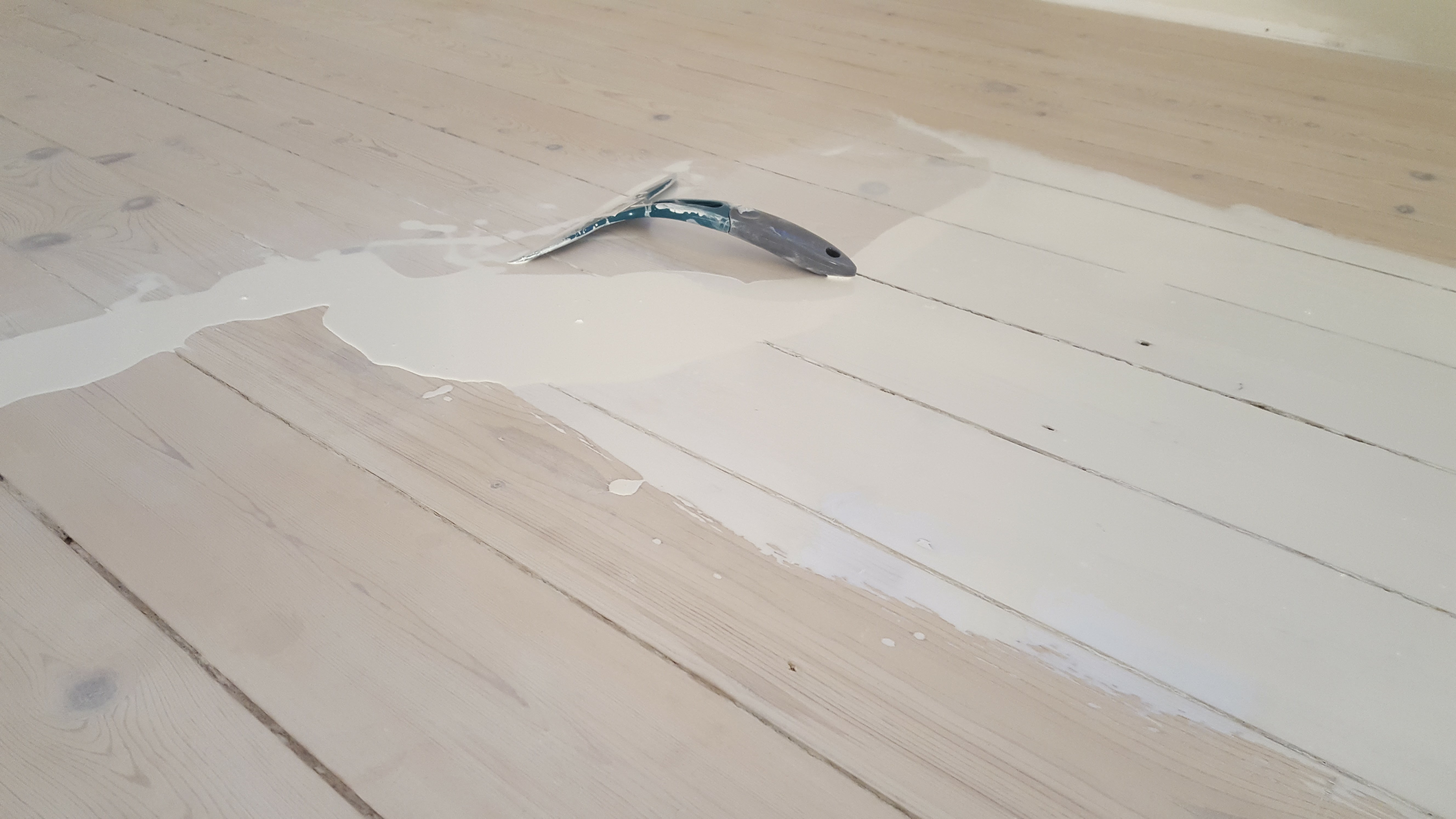 Is It Better to Stain or Paint Wood Floors? The Differences Between Wo –  Woca Woodcare