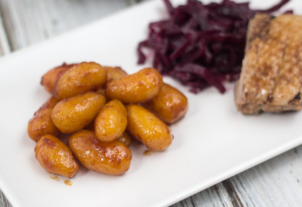 Recipe for Homemade Danish Sugar Browned Potatoes for Christmas