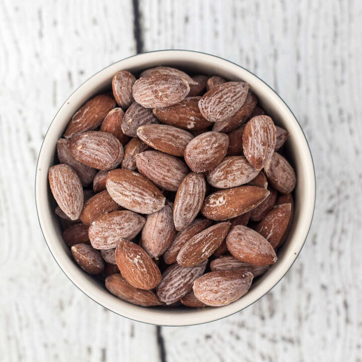 Recipe for Salted almonds