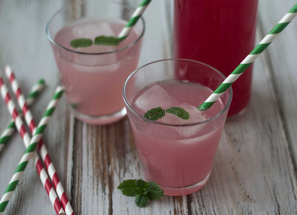 Recipe for homemade Rhubarb Juice