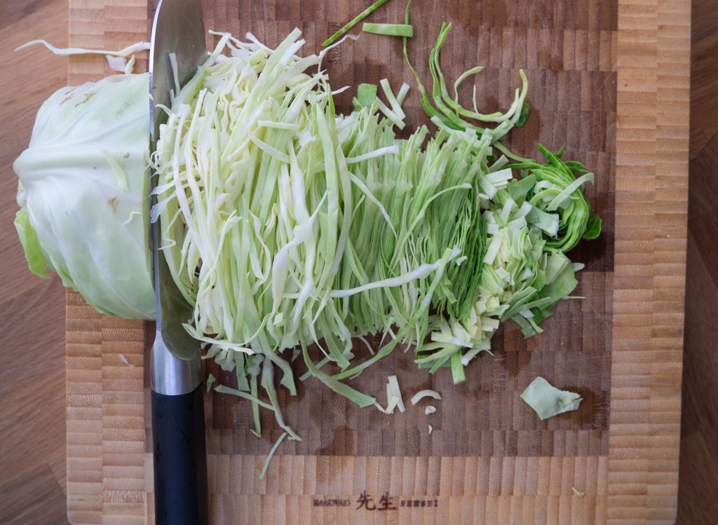 Recipe for Cabbage Carrot Apple Salad