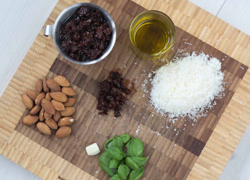 Recipe for homemade sun-dried tomato parmesan pesto