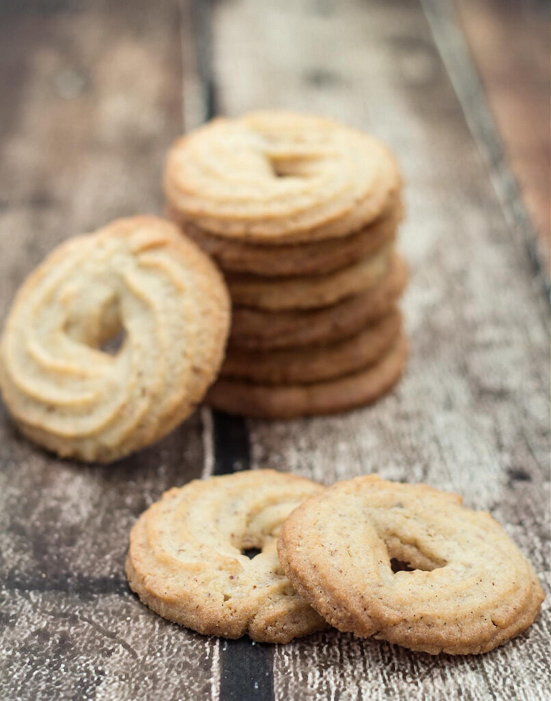 Vanilla Bean Danish Butter Cookies