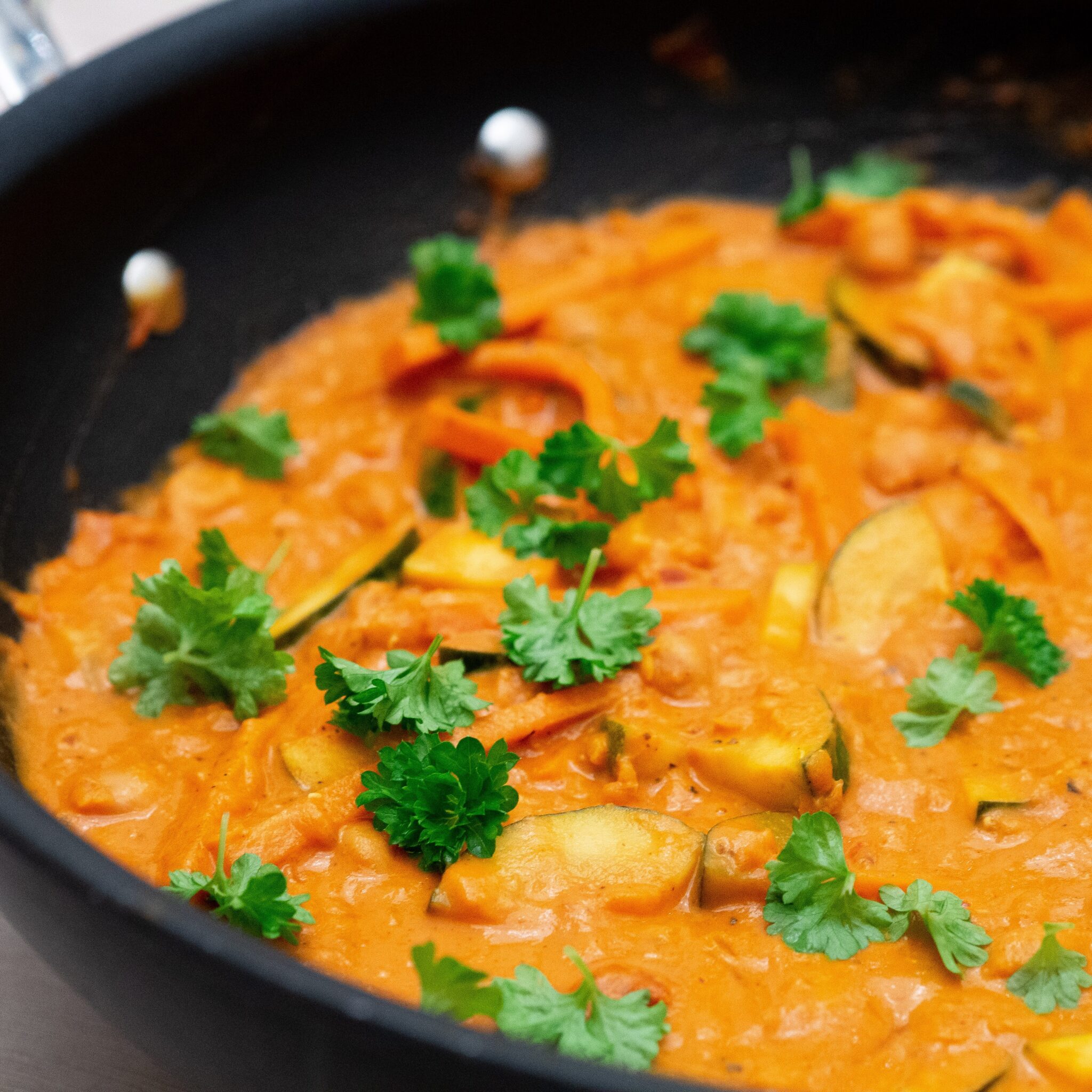 Recipe for Nordic onepot Chickpea Coconut Zucchini Curry The BEST!
